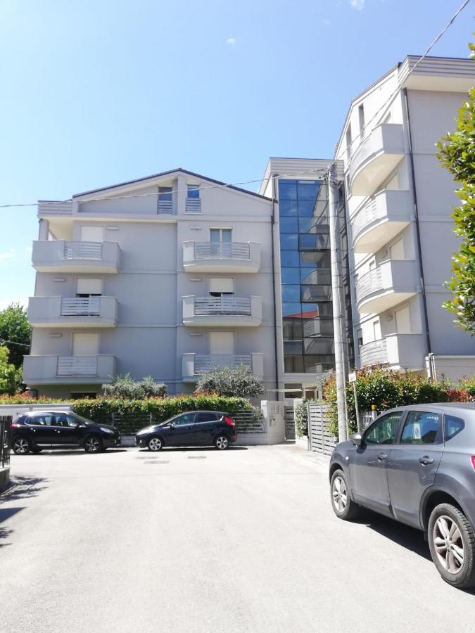 Ferienwohnung Sea House Rimini Fiera Exterior foto